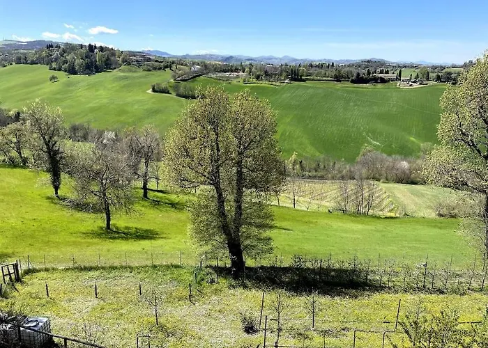 Con Camino Nel Borgo Del Castello *