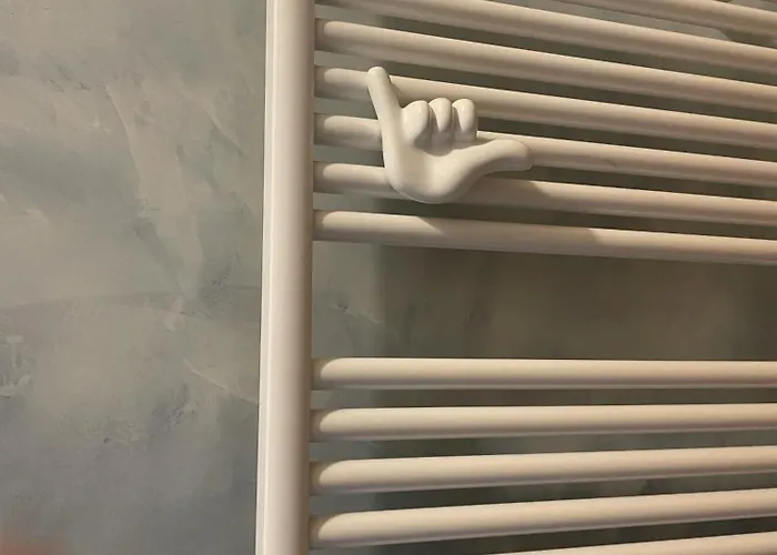 Con Camino Nel Borgo Del Castello Tatil Evi Albinea